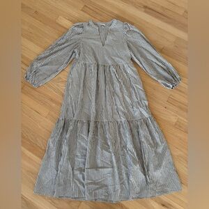 NWOT A New Day Seersucker Long Sleeve Dress